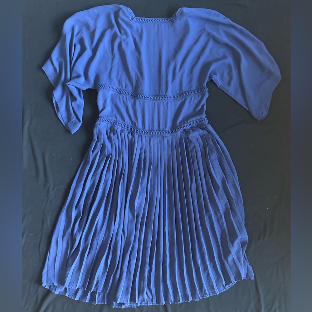 Veronique Bronquinho Italy ink Blue Pleated Fit-and-Flare Dress fits size 10 12 - Picture 10 of 14